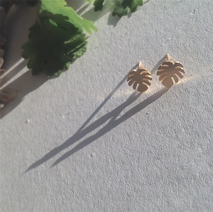 Gold Tiny Leaf Stud Earrings